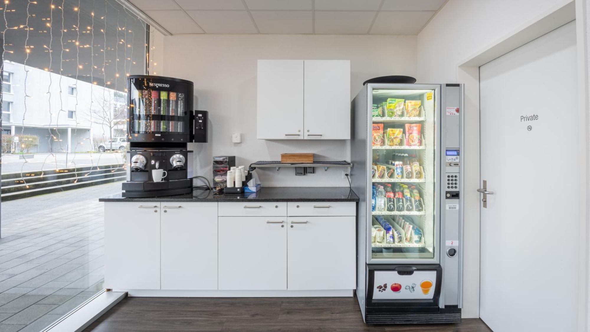 Los Lorentes Apartments Bern Airport Бельп Экстерьер фото