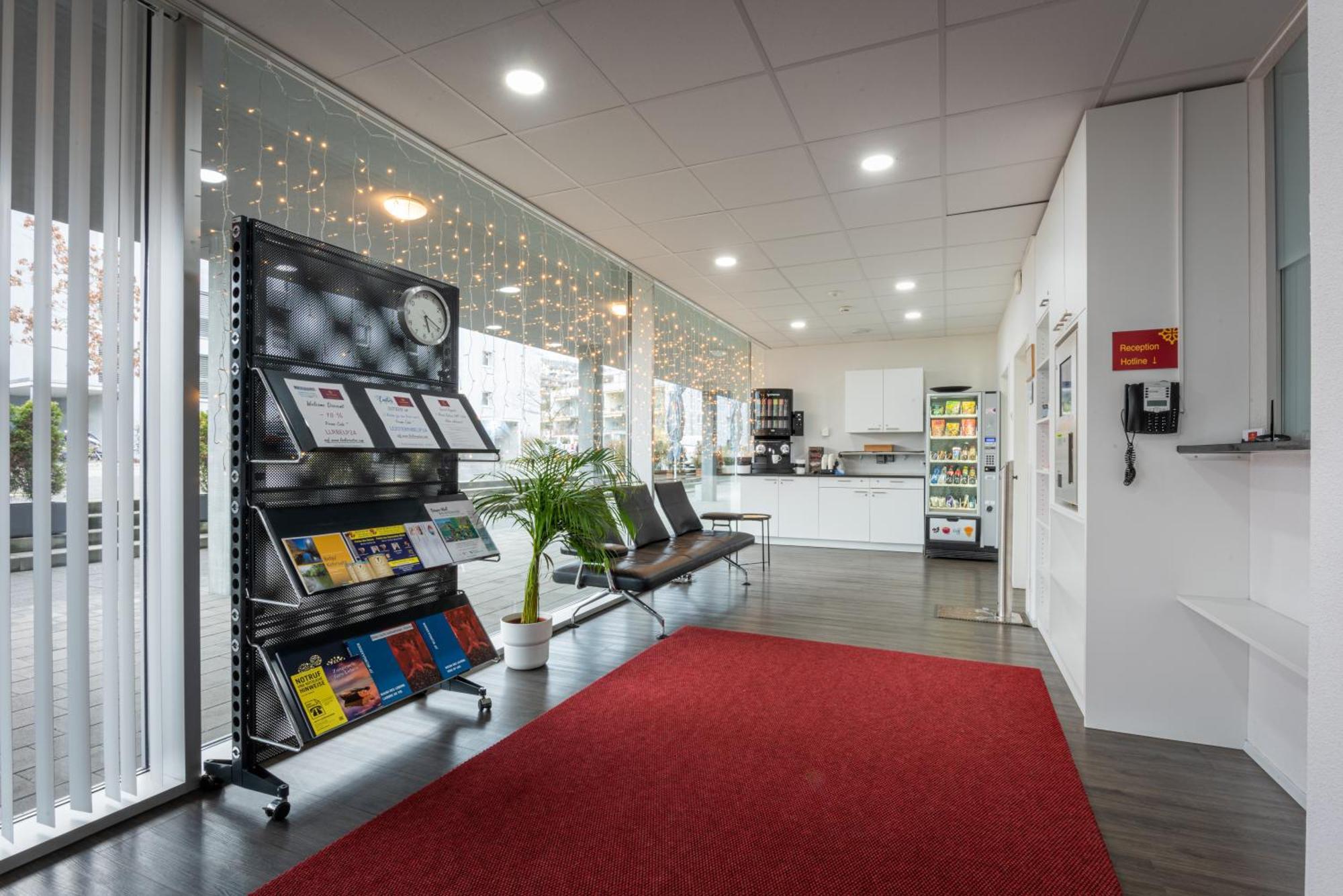 Los Lorentes Apartments Bern Airport Бельп Экстерьер фото