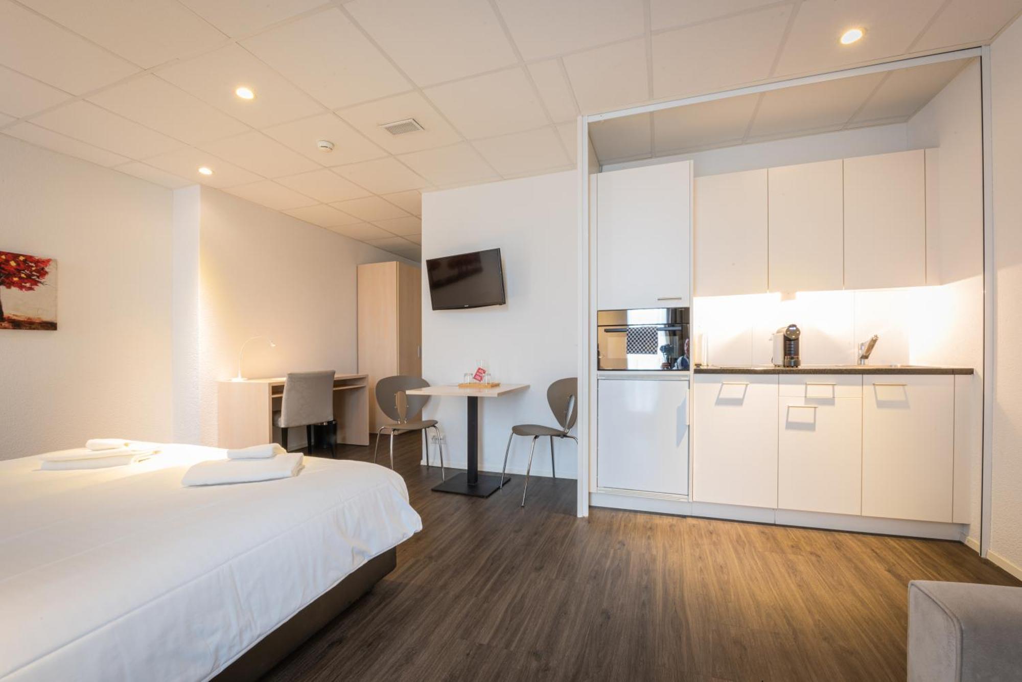 Los Lorentes Apartments Bern Airport Бельп Экстерьер фото