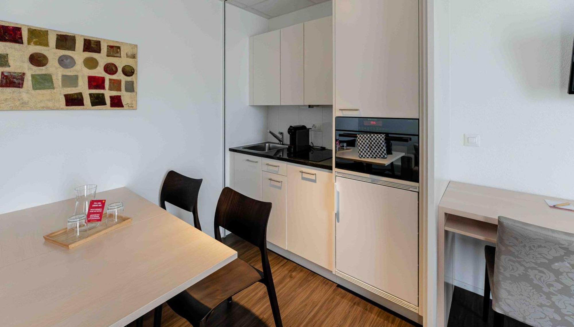 Los Lorentes Apartments Bern Airport Бельп Экстерьер фото